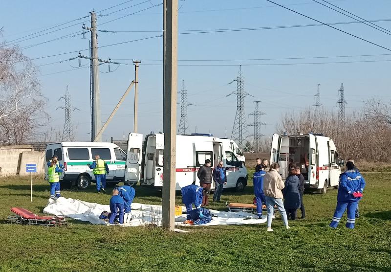 Сотрудники Территориального центра медицины катастроф краевой БСМП провели тактико-специальное учение на автомобильной дороге "Кавказ"