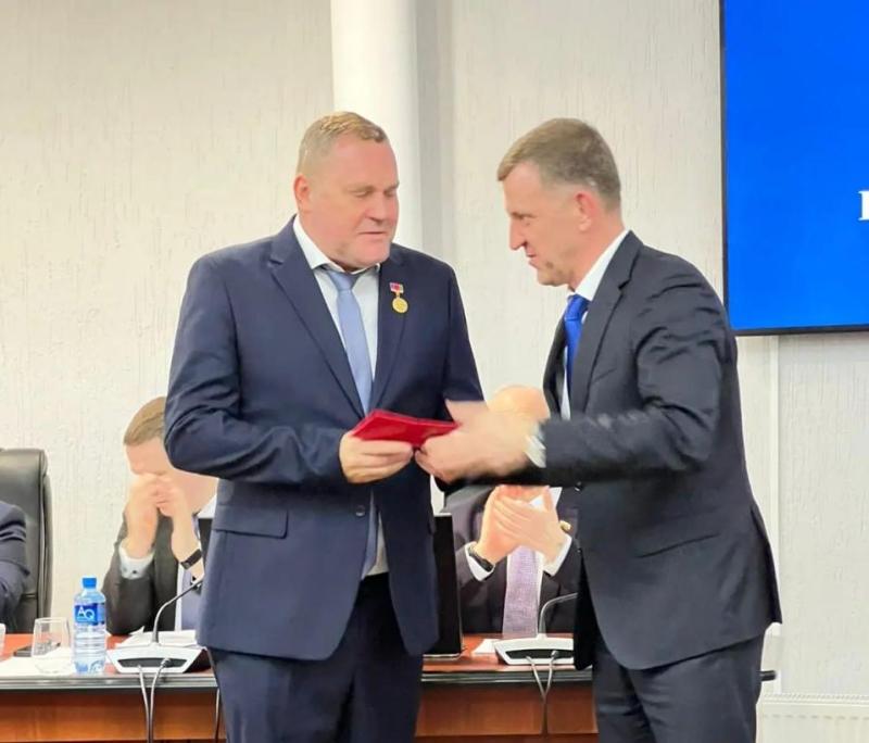 Заведующий ЛОР отделением краевой БСМП награжден медалью за заслуги перед городом Краснодаром